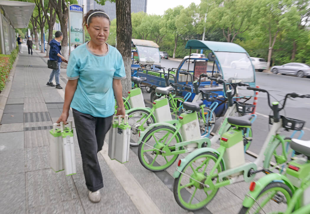 追著星光與晨光，守護城市通行“最后一公里”1