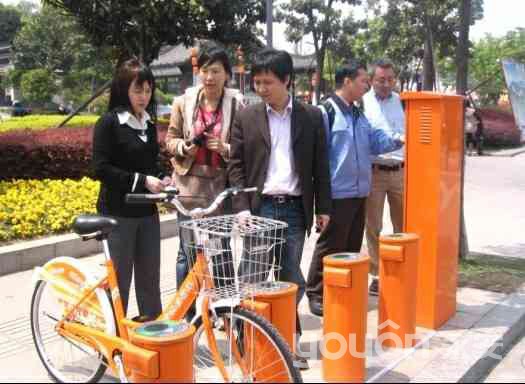 臺(tái)北市相關(guān)部門來(lái)常熟考察公共自行車項(xiàng)目