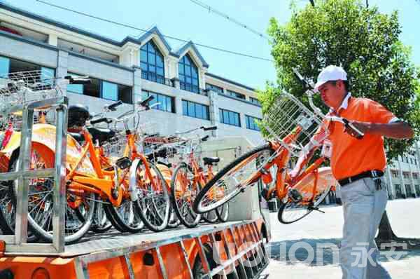 昨天上午，顧玉狗就這樣搬運(yùn)了122輛公共自行車